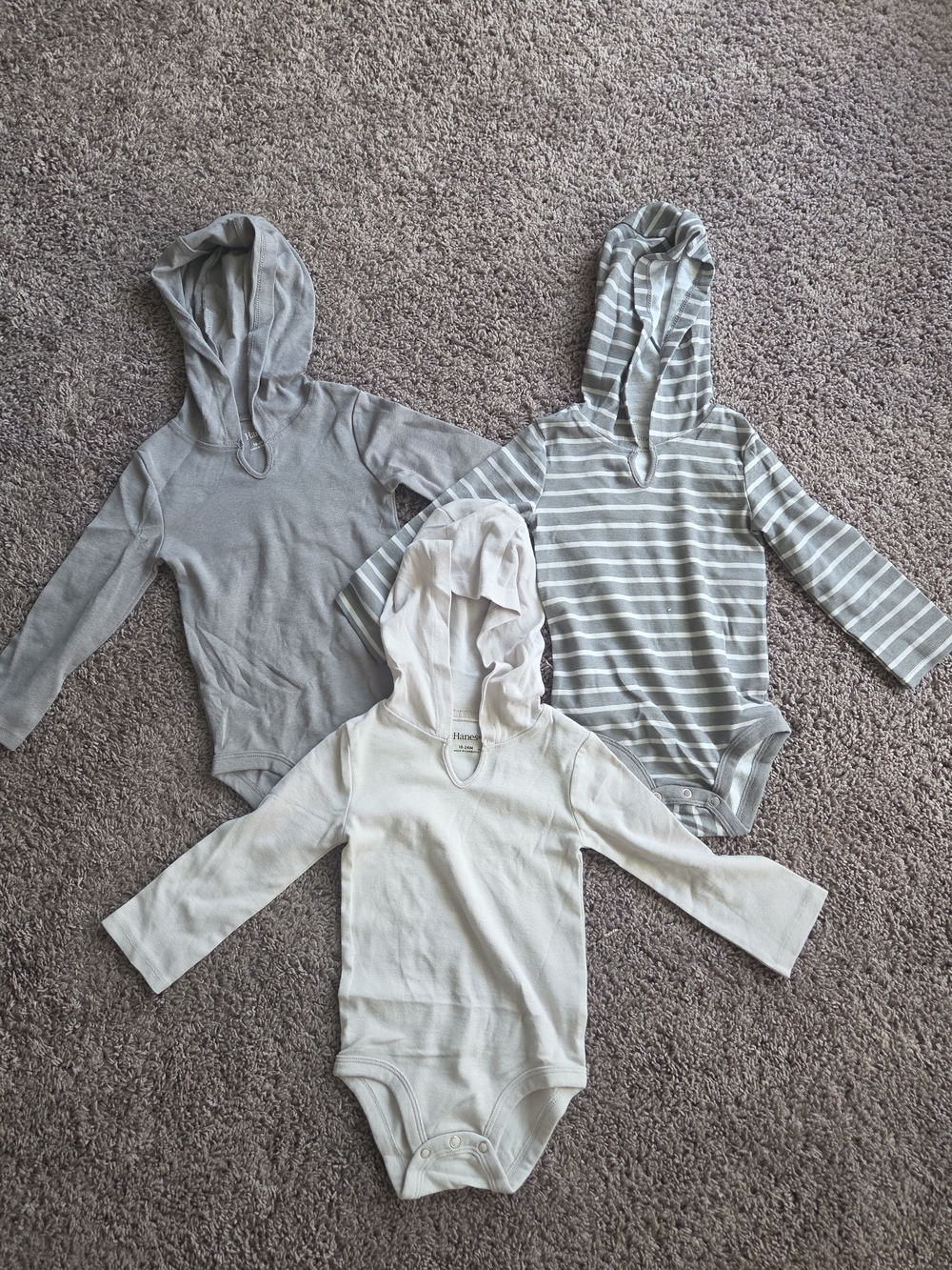 Hanes Baby Long Sleeve Bodysuit, Ultimate Bodysuit Hoodie 18-24 months